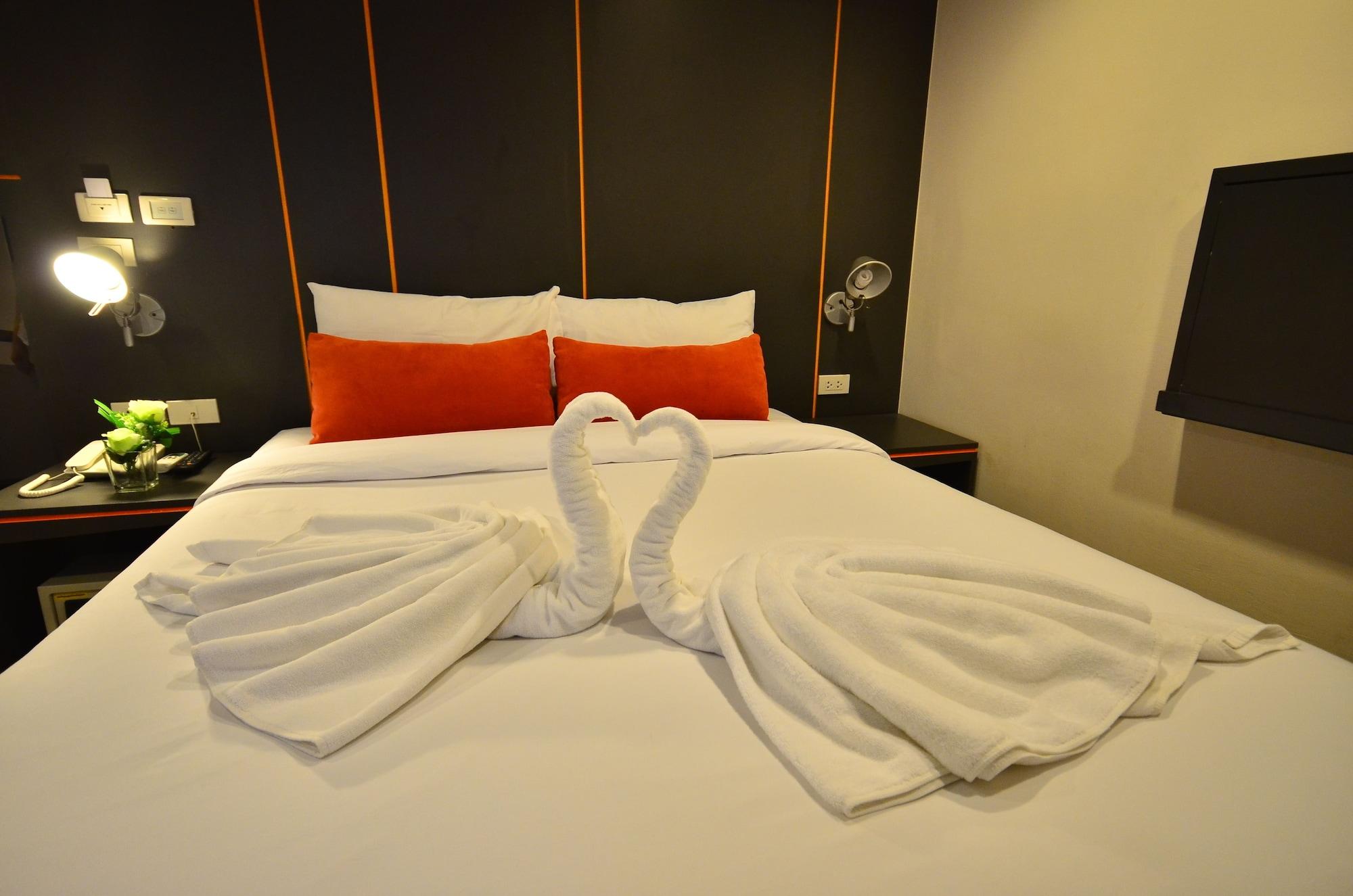 H2 Hotel Bangkok Buitenkant foto