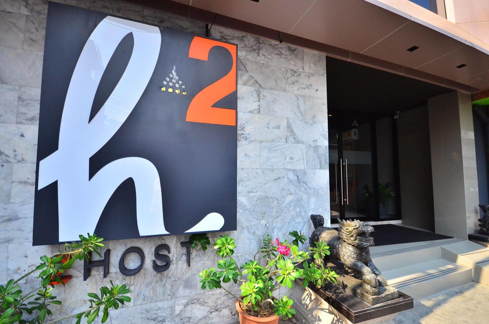 H2 Hotel Bangkok Buitenkant foto