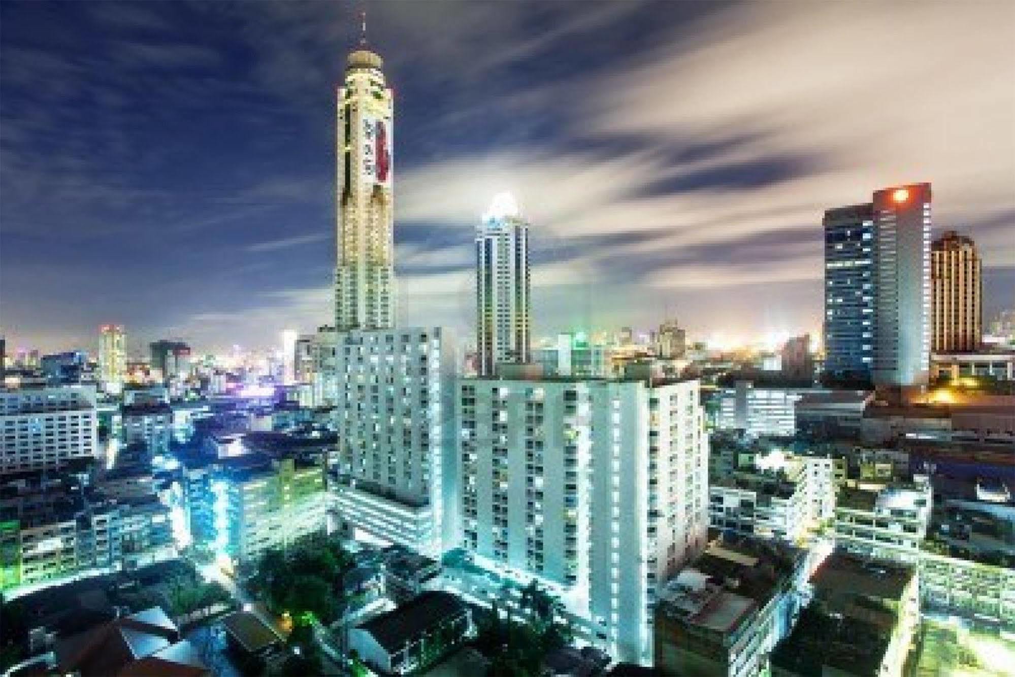 H2 Hotel Bangkok Buitenkant foto